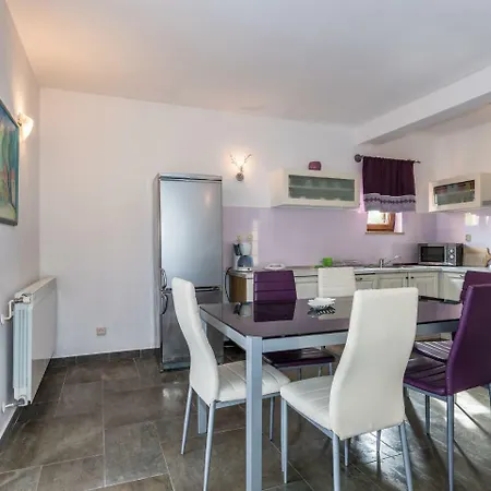 Holiday home Luxurious Holiday In With Swimming Pool