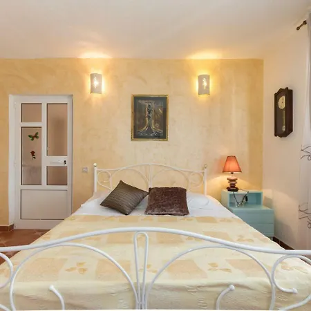 Luxurious Holiday In With Swimming Pool Holiday home *